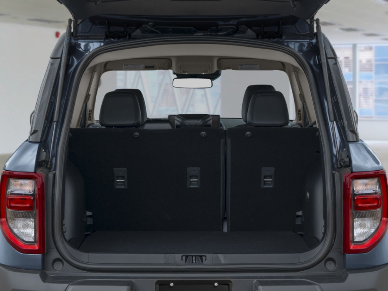 2026 Ford Bronco Sport Ruby Red Metallic Tinted Clearcoat Mont-Laurier - photo #7