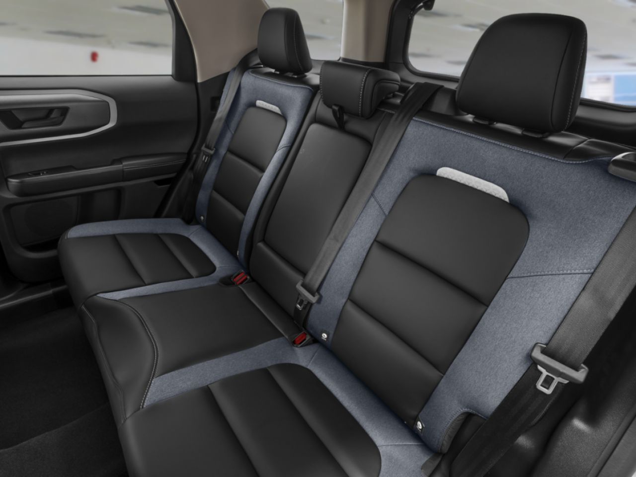 2026 Ford Bronco Sport Ruby Red Metallic Tinted Clearcoat Mont-Laurier - photo #3