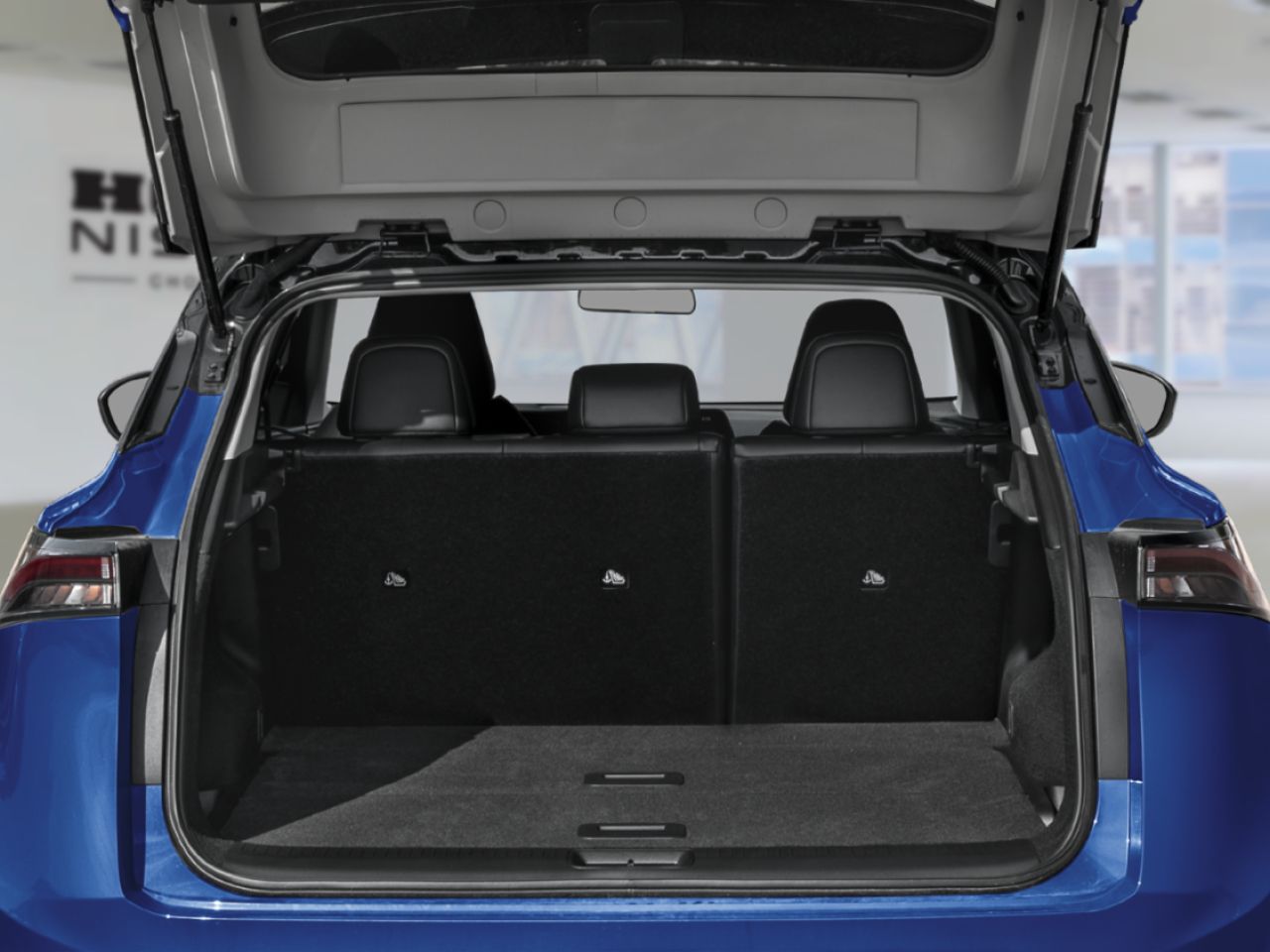 Nissan ARIYA C6A256 | SV TA 2026 Blanc Everest nacr&eacute; triple couche/Diamant noir nacr&eacute; Laval - photo #9
