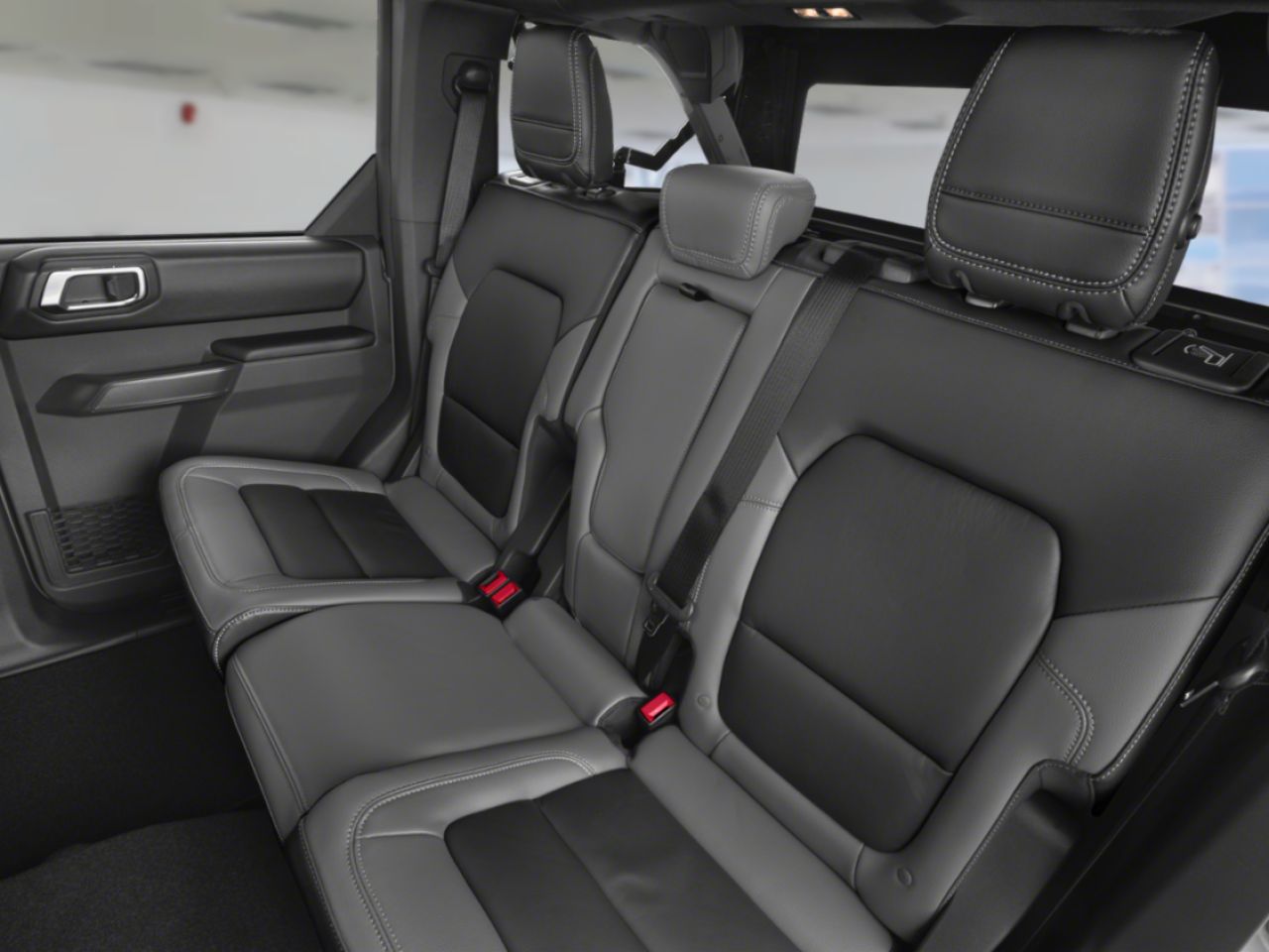 2026 Ford Bronco Shadow Black Montmagny - photo #5