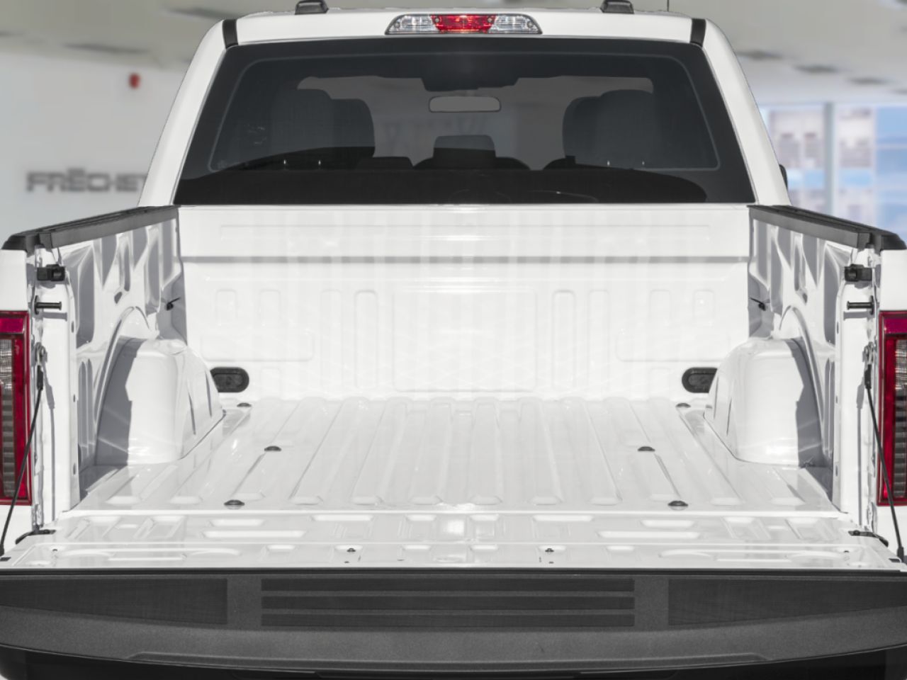 Ford F-150 2026 Blanc Oxford Montmagny - photo #10