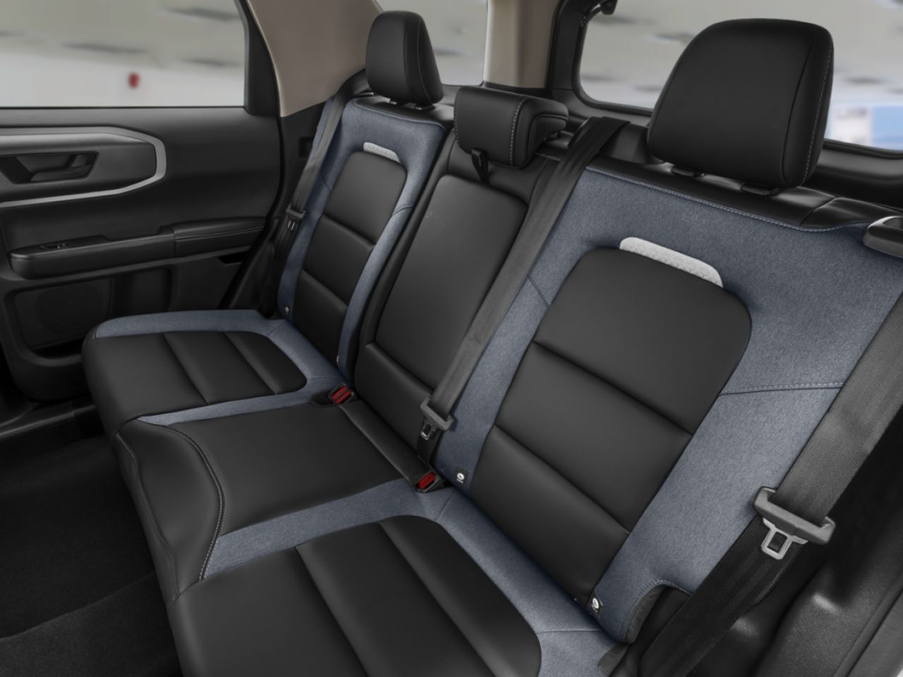 2026 Ford Bronco Sport Space White Metallic Montmagny - photo #3