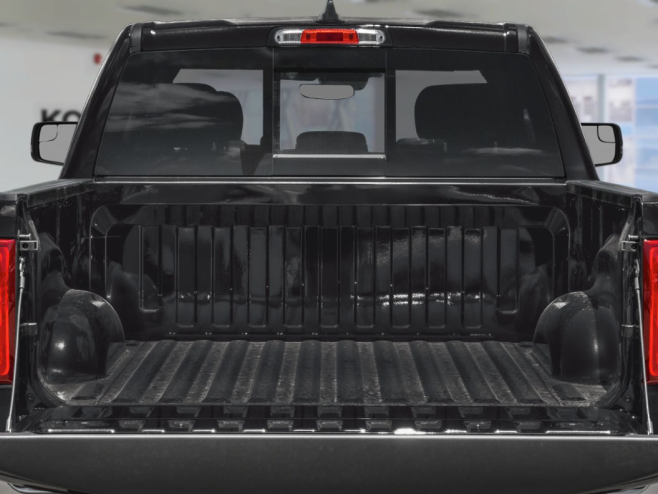 2025 RAM 1500 251400 | Big Horn cabine d'équipe 4x4 caisse de 5 pi 7 po Diamond Black Crystal Pearlcoat Gatineau - photo #5