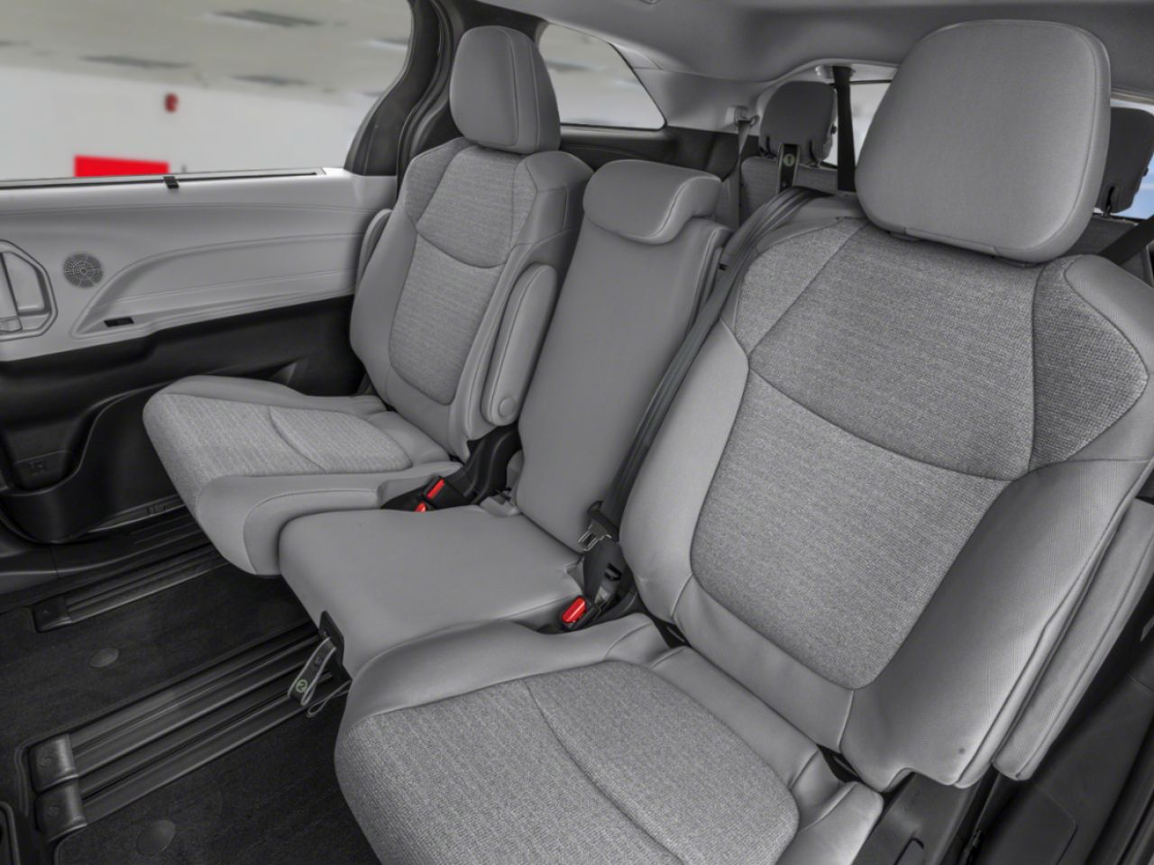 2026 TOYOTA Sienna 99766 | LE Midnight Black Metallic Qu&eacute;bec - photo #11