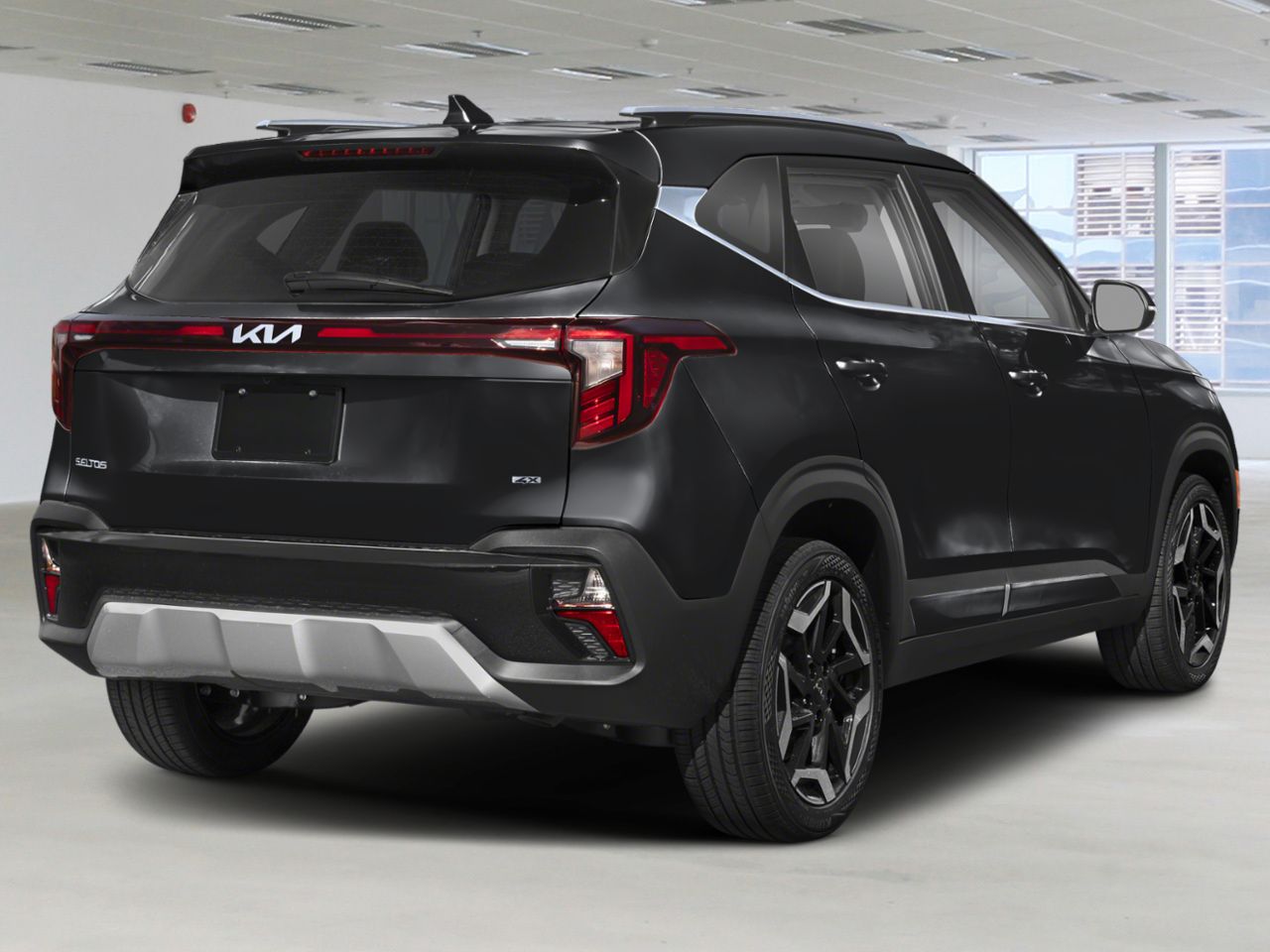 2024 Kia Seltos Black Gatineau - photo #2