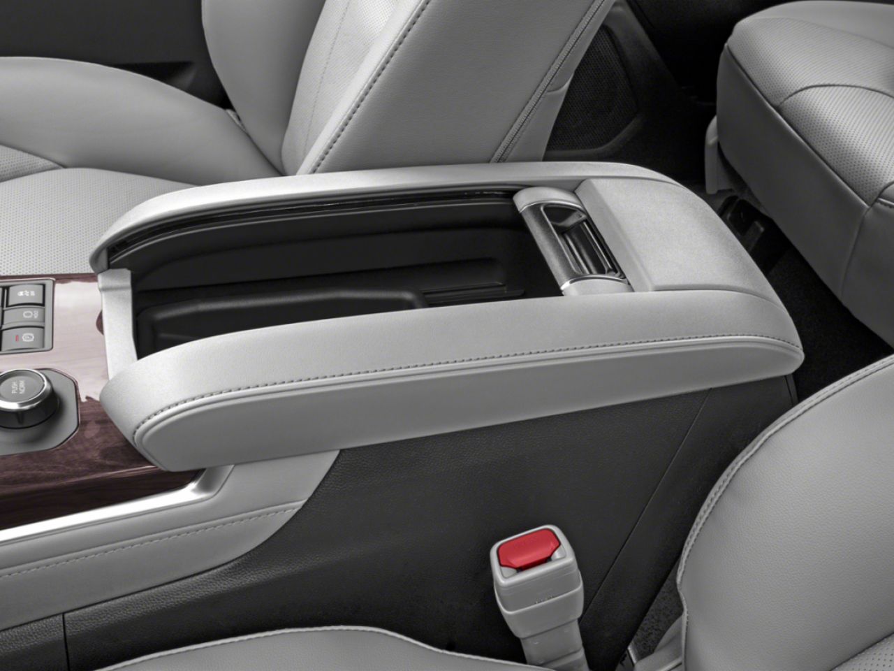 2023 Toyota Highlander PLATNIUM AWD / CLEAN CARFAX / FRONT HEATED AND VENTILATED SEATS / MOONROOF / ALLOY WHEELS / CARPLAY AND ANDROID AUTO Black Mississauga - photo #9