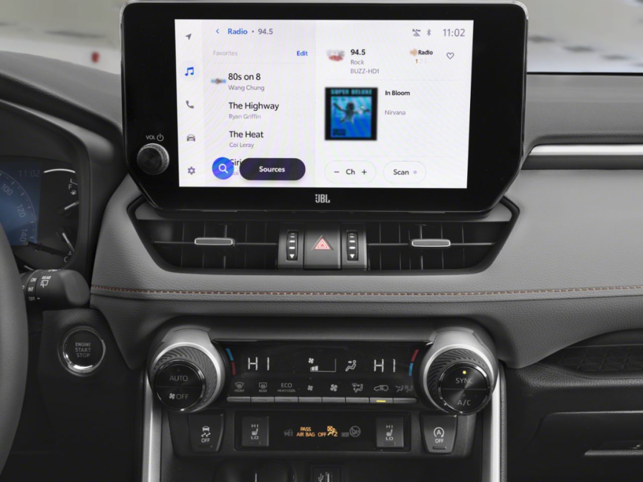 2023 Toyota RAV4 XLE AWD / HEATED SEATS / MOONROOF / ALLOY WHEELS / CARPLAY AND ANDROID AUTO White Mississauga - photo #9