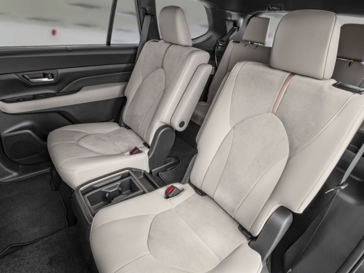 2024 Toyota Grand Highlander Hybrid Hybrid Platinum AWD / Heated and Ventialted seats / Moonroof / Alloy wheels / CARPLAY AND ANDROID AUTO White Mississauga - photo #11