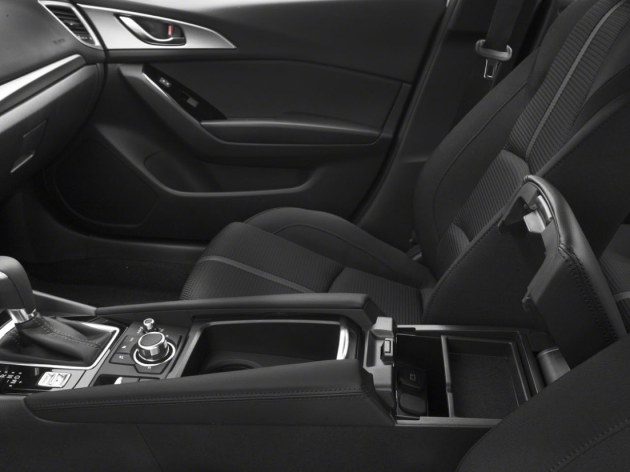 MAZDA Mazda3 2018 Noir de jais mica Ste-Marie - photo #8