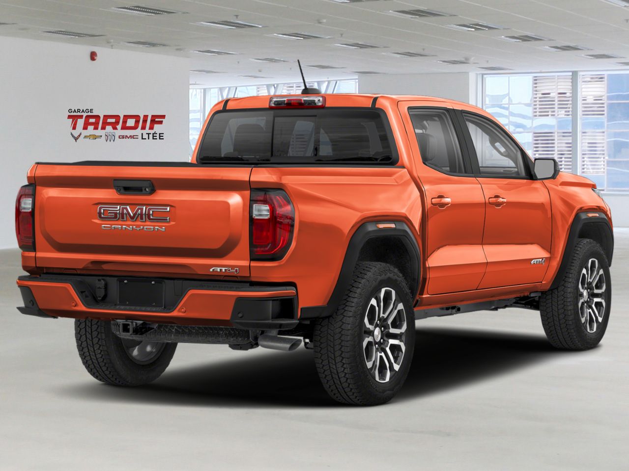 GMC Canyon AT4 cabine multiplace 4RM 2026 Soleil d&eacute;sertique Amos - photo #1