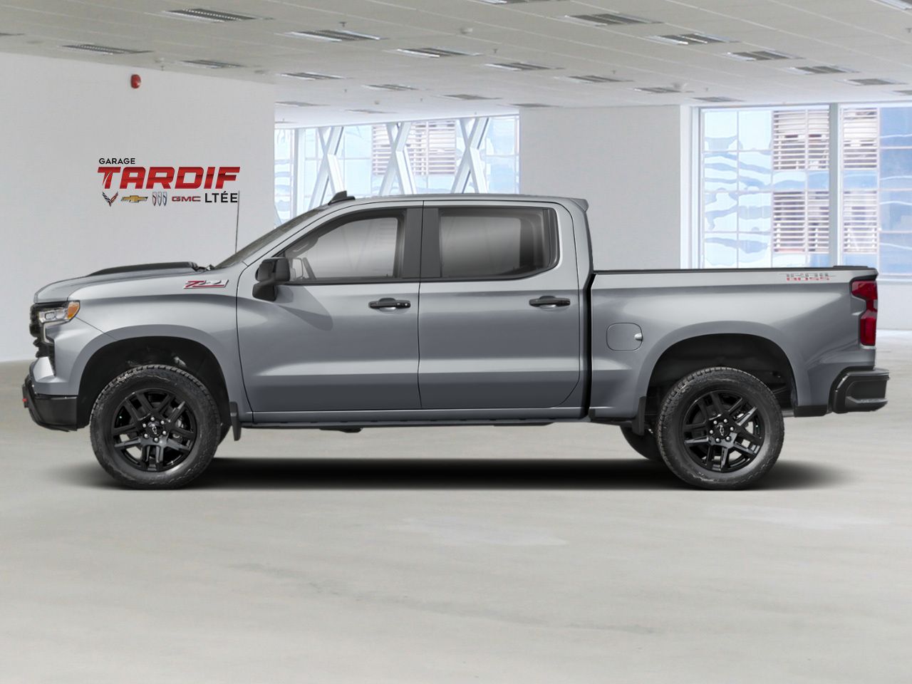 CHEVROLET Silverado 1500 LT Trail Boss cabine multiplace 4RM 157 po 2026 Gris sterling m&eacute;tallis&eacute; Amos - photo #1