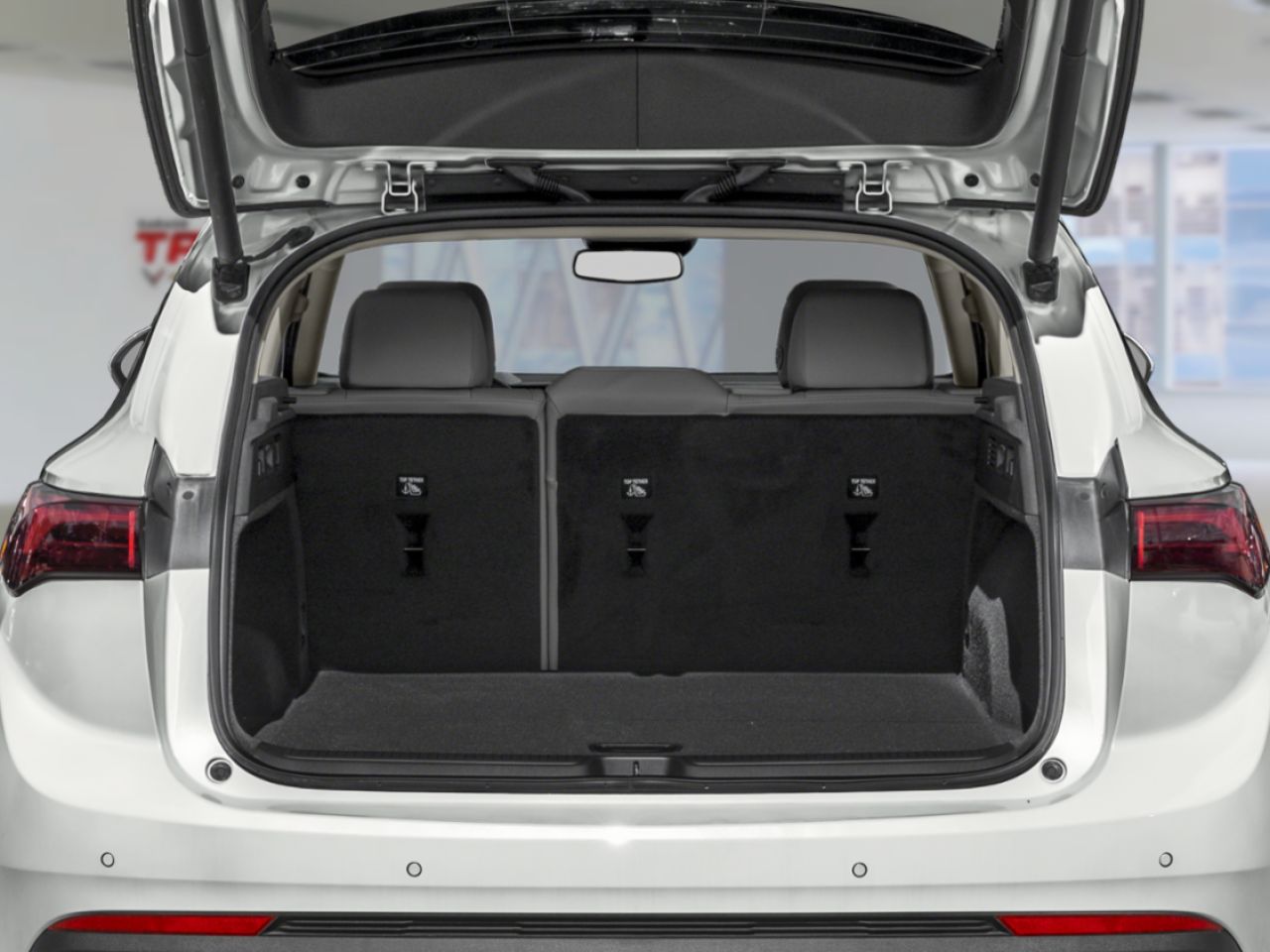 BUICK Envision Privil&eacute;gi&eacute;e 4 portes TI 2026 Pierre de lune gris m&eacute;tallis&eacute; Amos - photo #4