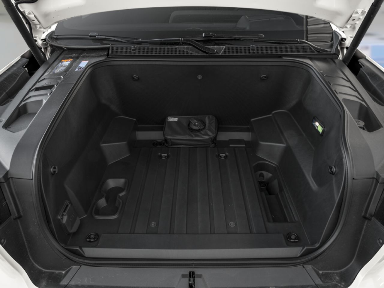 CHEVROLET Silverado EV Trail Boss cabine multiplace 4RMe &agrave; autonomie prolong&eacute;e 2026 Gris Magnus mat m&eacute;tallis&eacute; Amos - photo #8