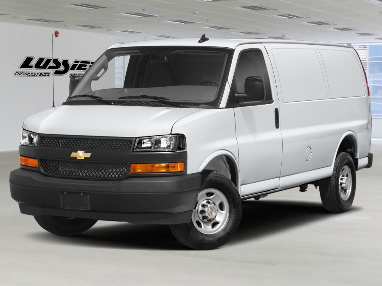 Chevrolet Fourgonnette Express utilitaire Traction arri&egrave;re 2500 155 po 2026 Blanc sommet Saint-Hyacinthe - photo #0