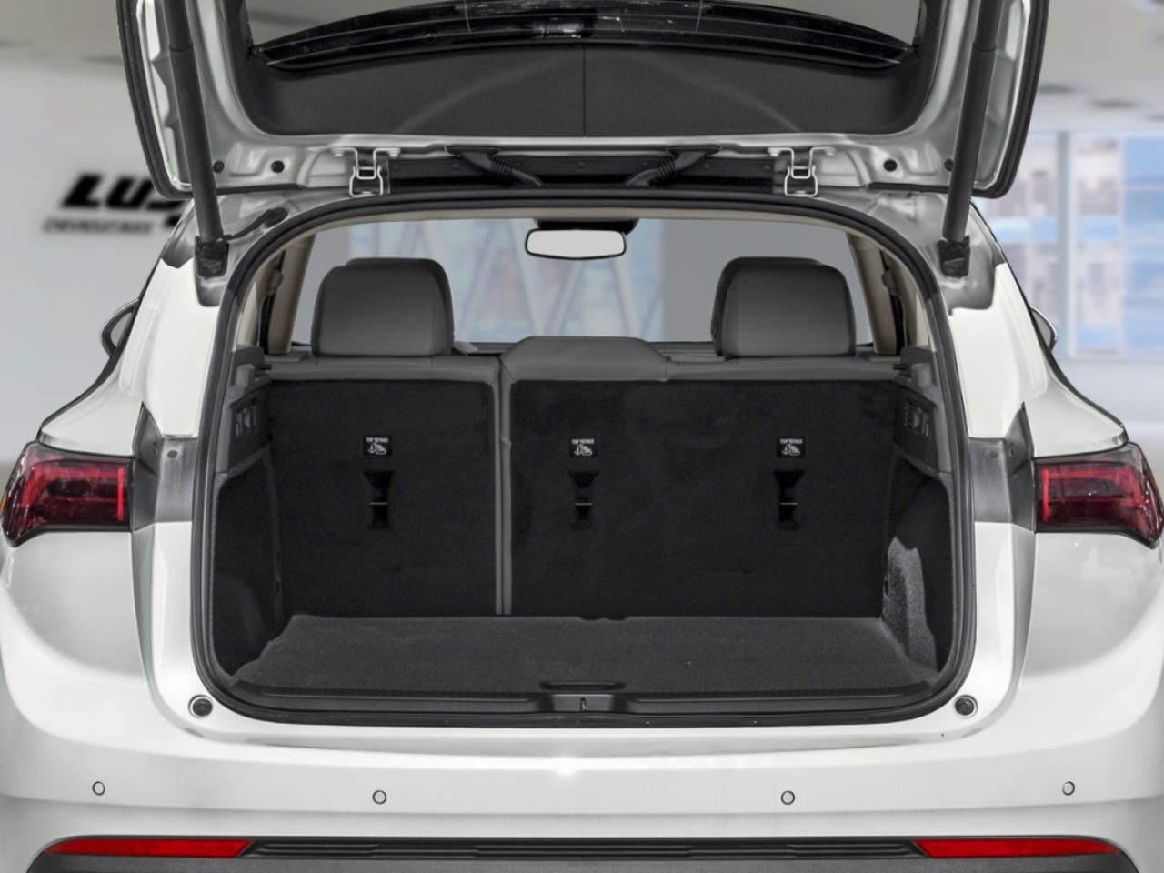 Buick Envision Avenir 4 portes TI 2026 Blanc iris&eacute; triple couche Saint-Hyacinthe - photo #4