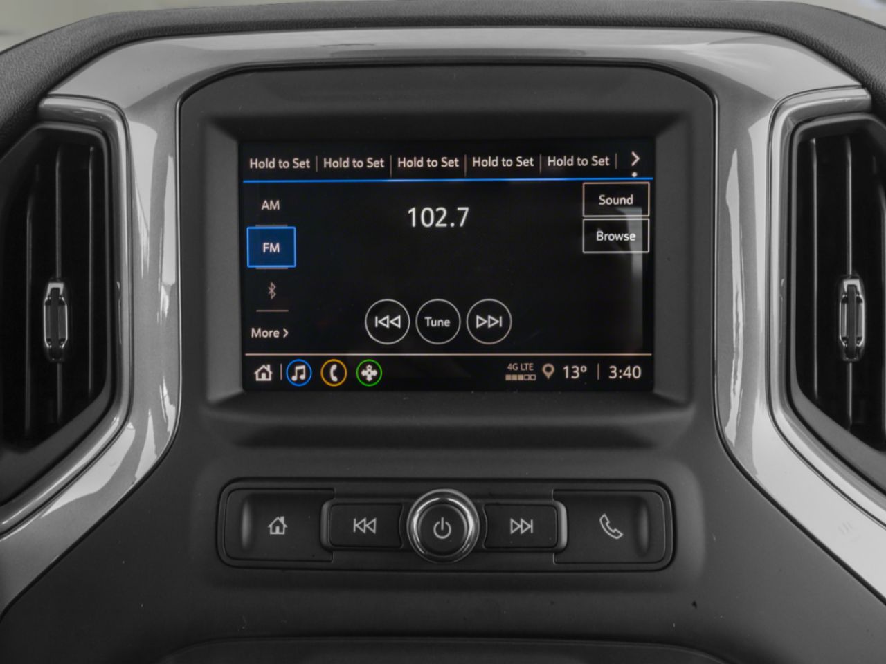 GMC Sierra 3500HD Pro cabine double 4RM 162 po 2026 Noir onyx Saint-Hyacinthe - photo #9