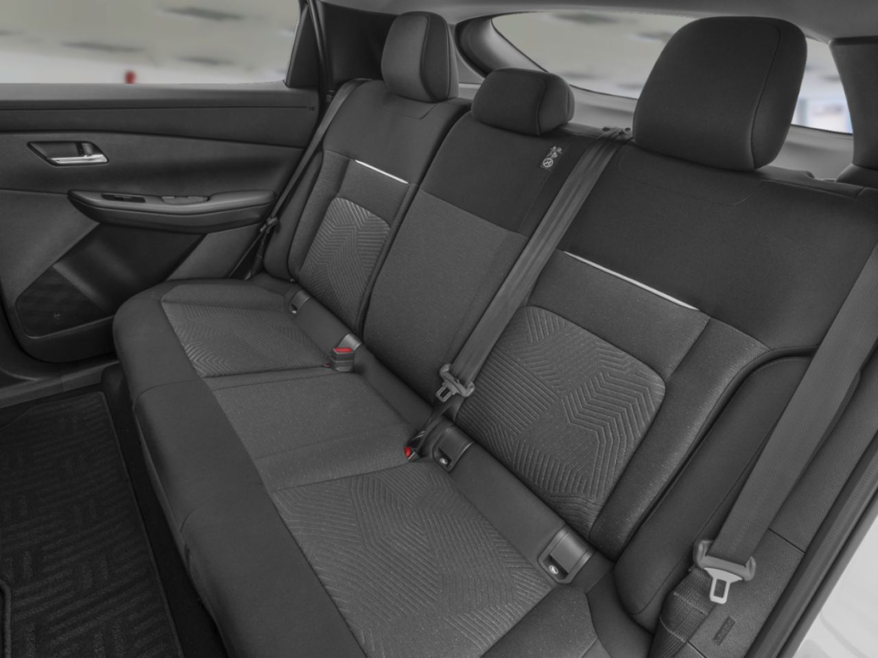 2026 Nissan LEAF Deep Ocean Blue Pearl Saint-Eustache - photo #8