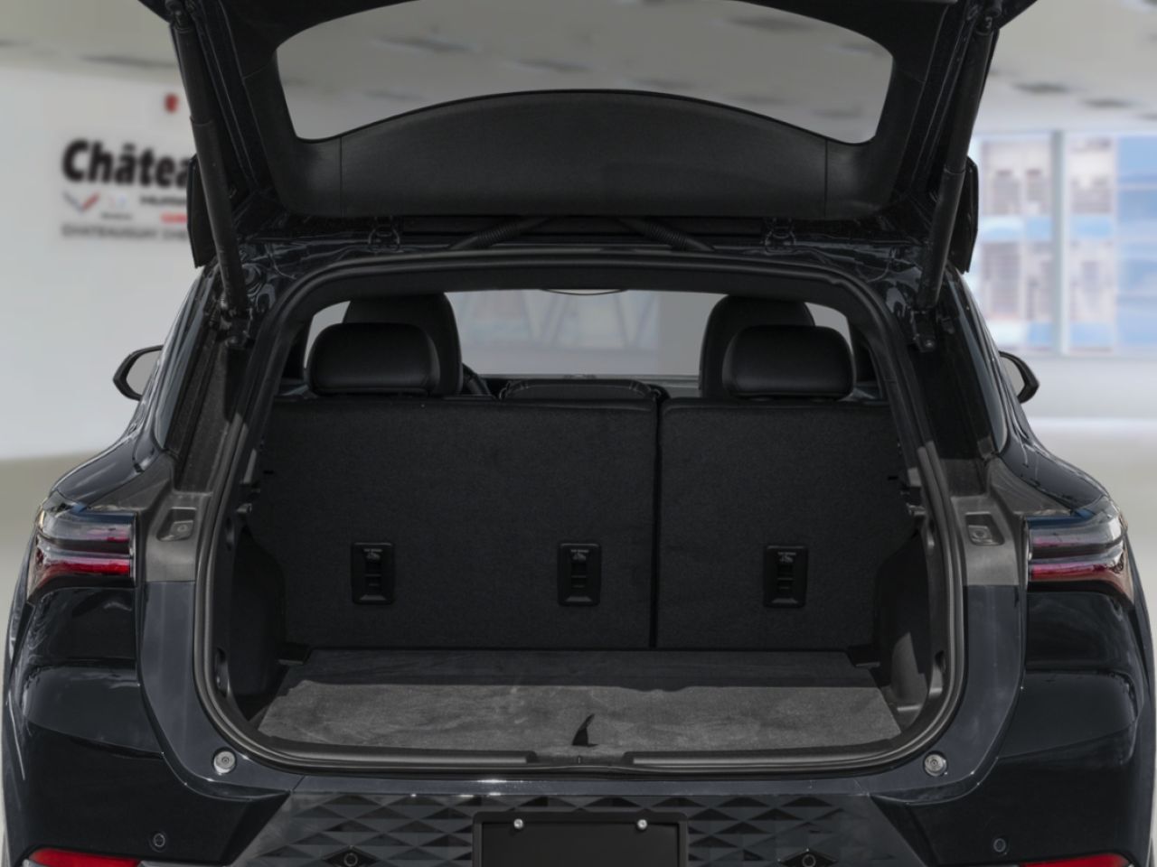 2026 CHEVROLET Equinox EV 4 portes RS Radiant Red Tintcoat Ch&acirc;teauguay - photo #10