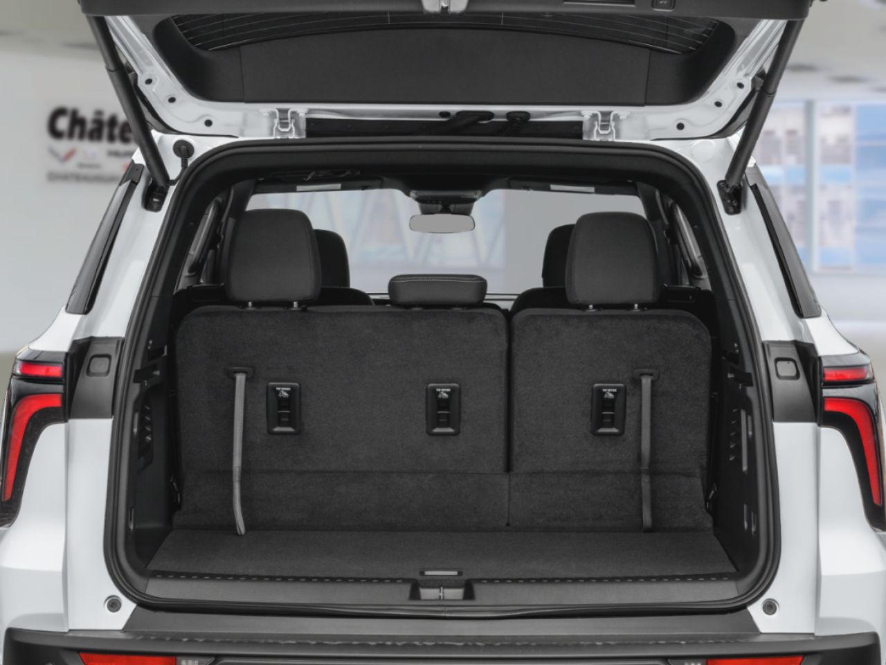 2026 CHEVROLET Traverse TRAVERSE AWD LT (2LT) Mosaic Black Metallic Ch&acirc;teauguay - photo #12