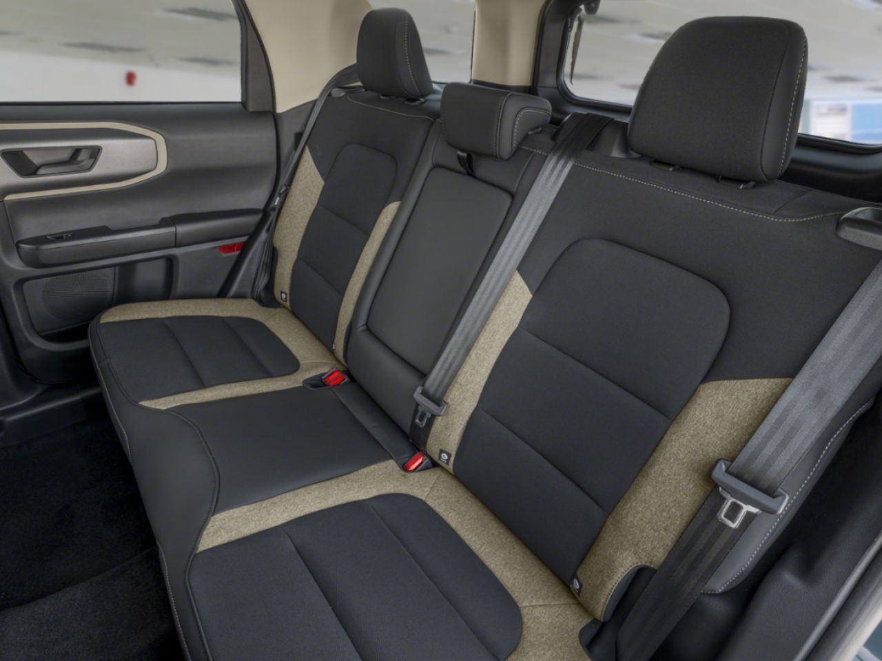 Ford Bronco Sport 2025 Noir ombre Mont-Laurier - photo #3