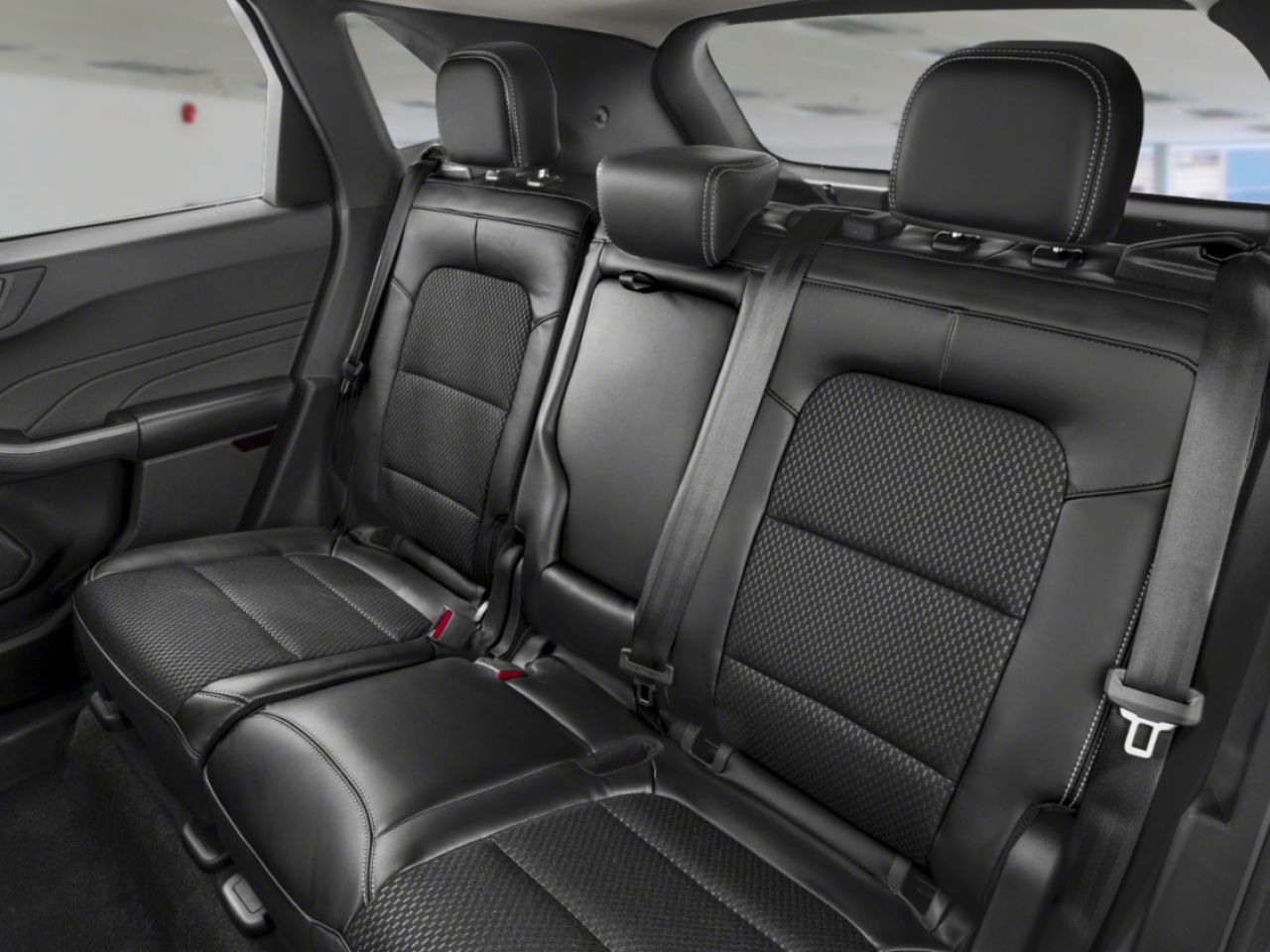 Ford Escape 2025 Gris carbonisé métallisé Mont-Laurier - photo #8
