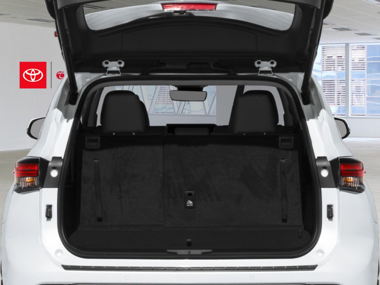 2026 Toyota HIGHLANDER Black Mississauga - photo #9