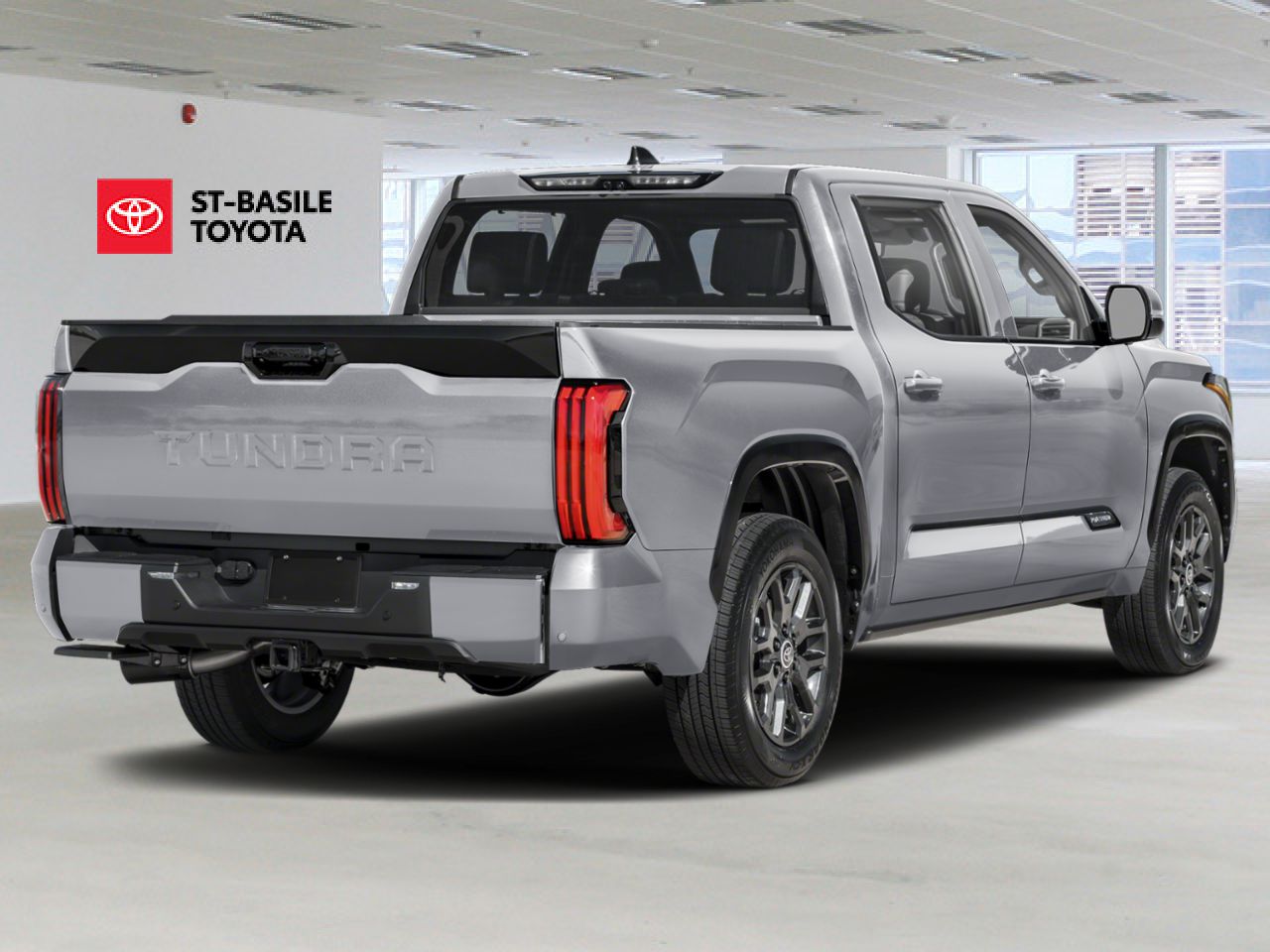 TOYOTA Tundra 2026 Argent c&eacute;leste m&eacute;tallis&eacute; Saint-Basile-le-Grand - photo #2