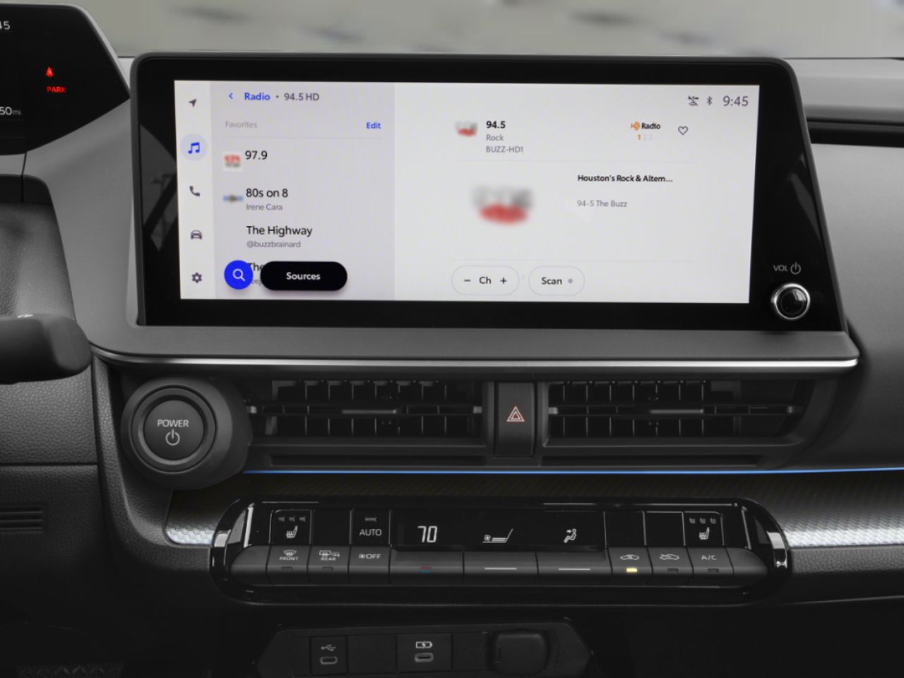 TOYOTA Prius 2026 Noir minuit m&eacute;tallis&eacute; Saint-Basile-le-Grand - photo #4