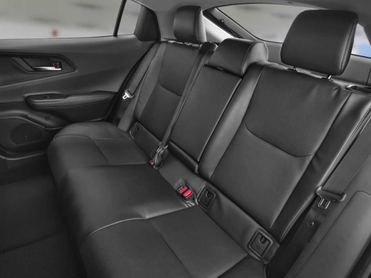 TOYOTA Prius 2026 Noir minuit m&eacute;tallis&eacute; Saint-Basile-le-Grand - photo #8