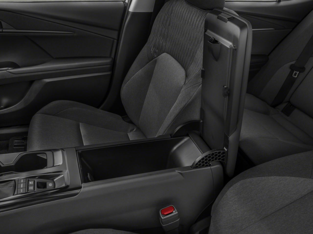 2026 TOYOTA Camry White Saint-Basile-le-Grand - photo #5