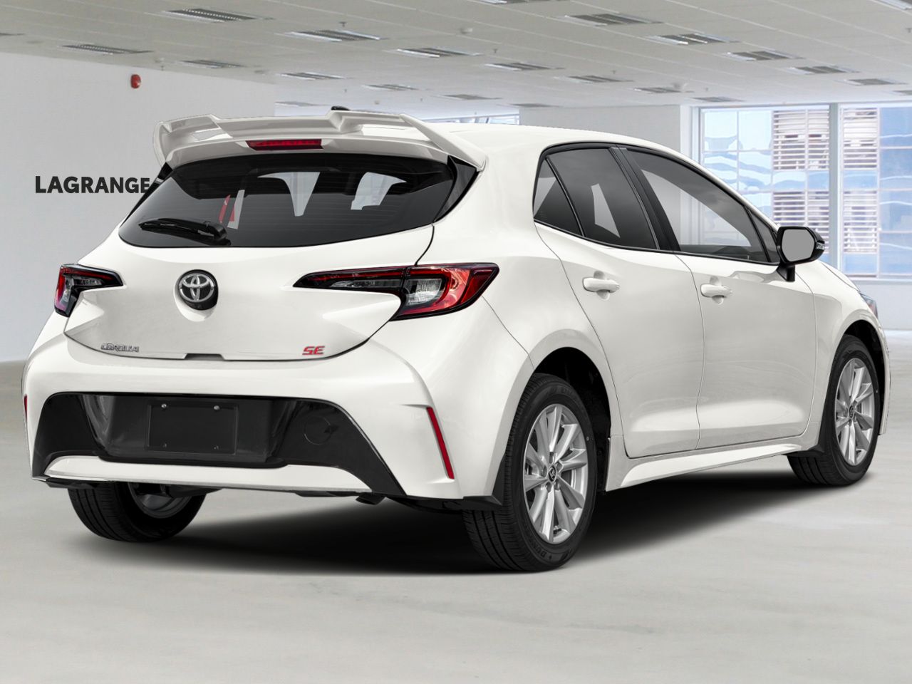 2026 Toyota Corolla Hatchback CVT White Lac-Etchemin - photo #1