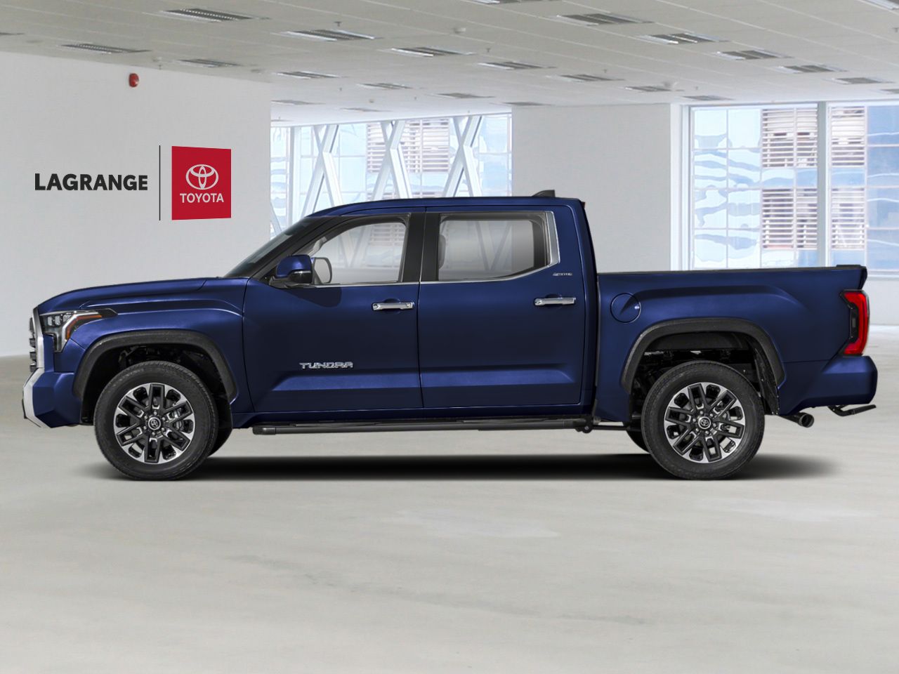 Toyota Tundra 4X4 Limited CrewMax 4x4 2026 Bleu heliographique Lac-Etchemin - photo #1