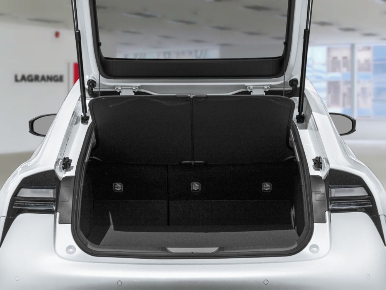 2026 Toyota Prius Plug-in Hybrid XSE Premium BA Midnight Black Metallic Lac-Etchemin - photo #10
