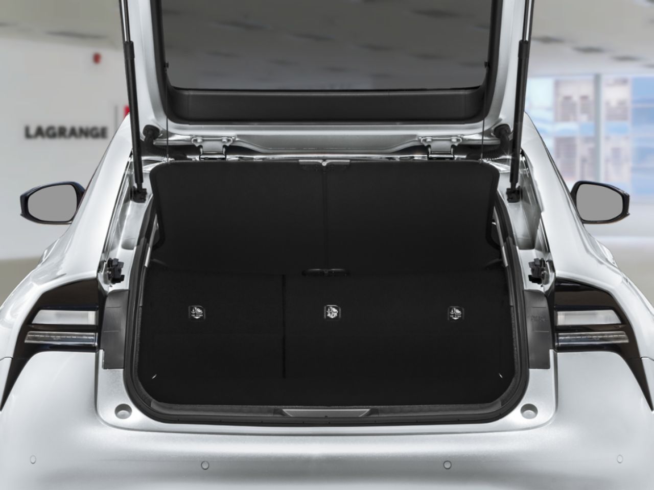 Toyota Prius Hybride Branchable SE bo&icirc;te de vitesses automatique 2026 Noir minuit m&eacute;tallis&eacute; Lac-Etchemin - photo #4