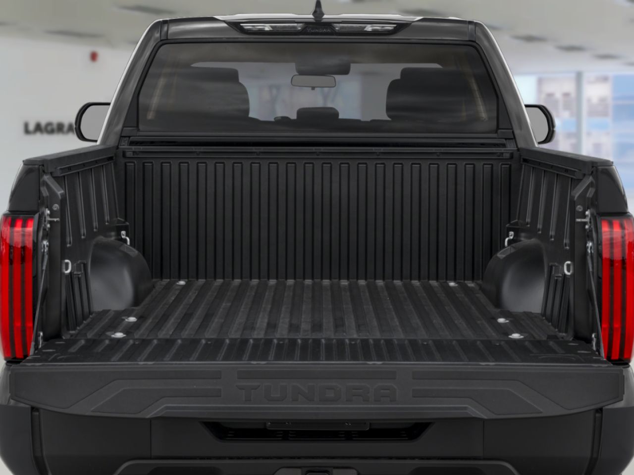 2026 Toyota Tundra 4X4 SR CrewMax 4x4 Magnetic Grey Metallic Lac-Etchemin - photo #3