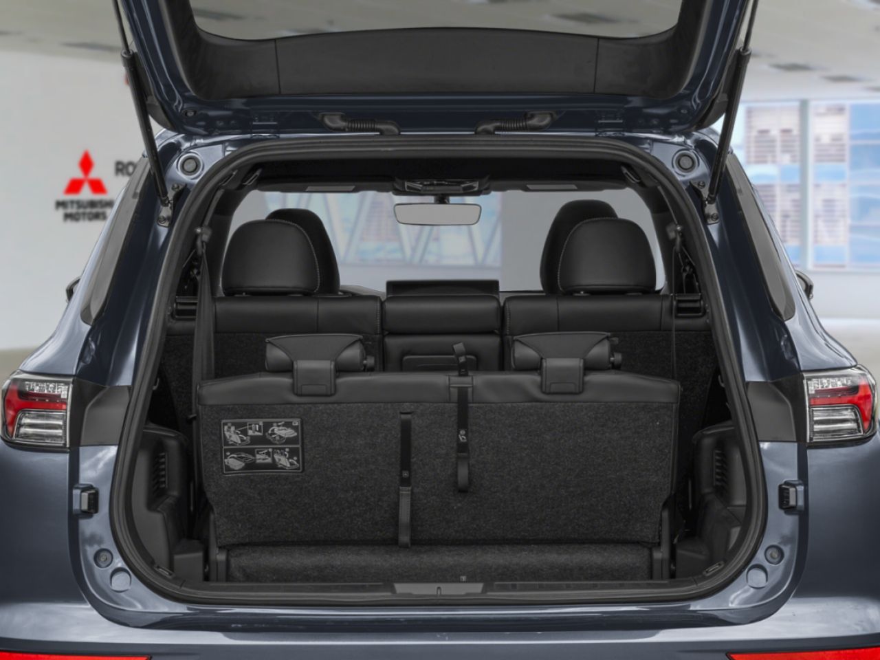 2026 Mitsubishi Outlander Black Diamond Rouyn-Noranda - photo #5