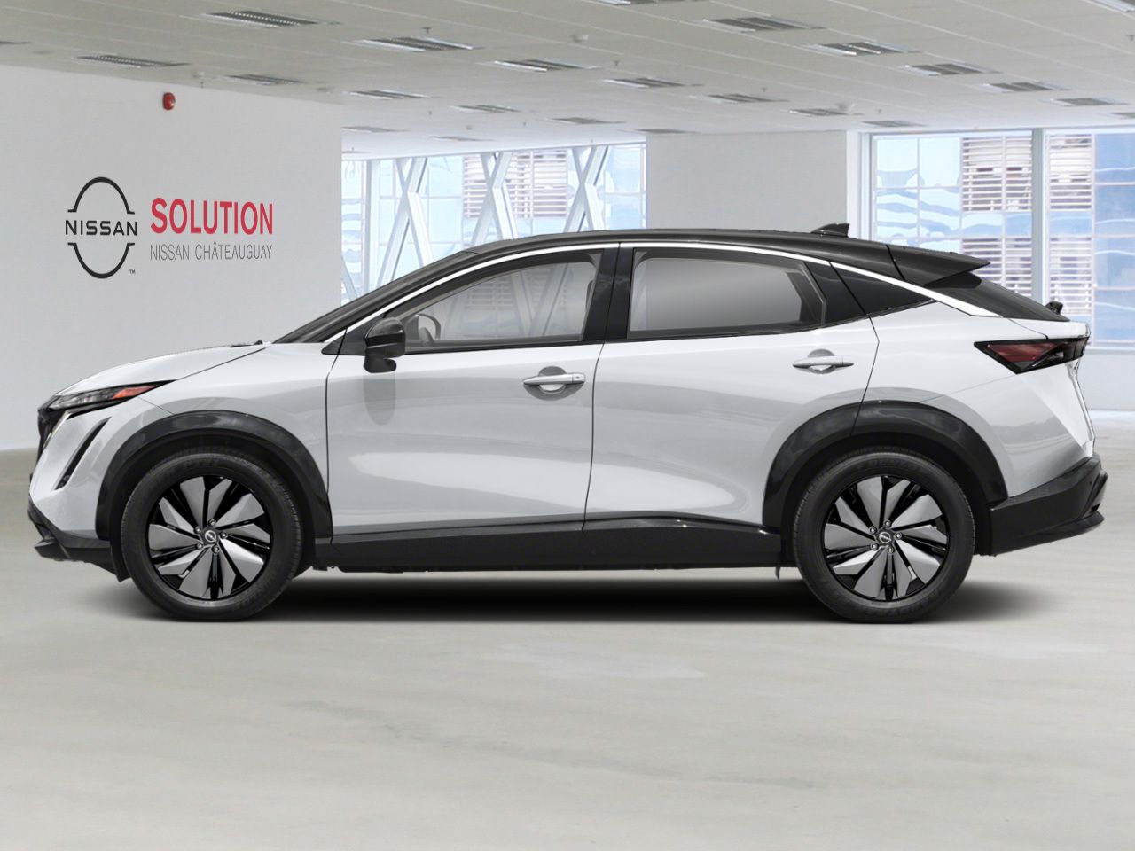 2026 NISSAN ARIYA ARIYA PLATINE+ E-4ORCE Everest White Pearl Tricoat/Black Diamond Pearl Ch&acirc;teauguay - photo #1