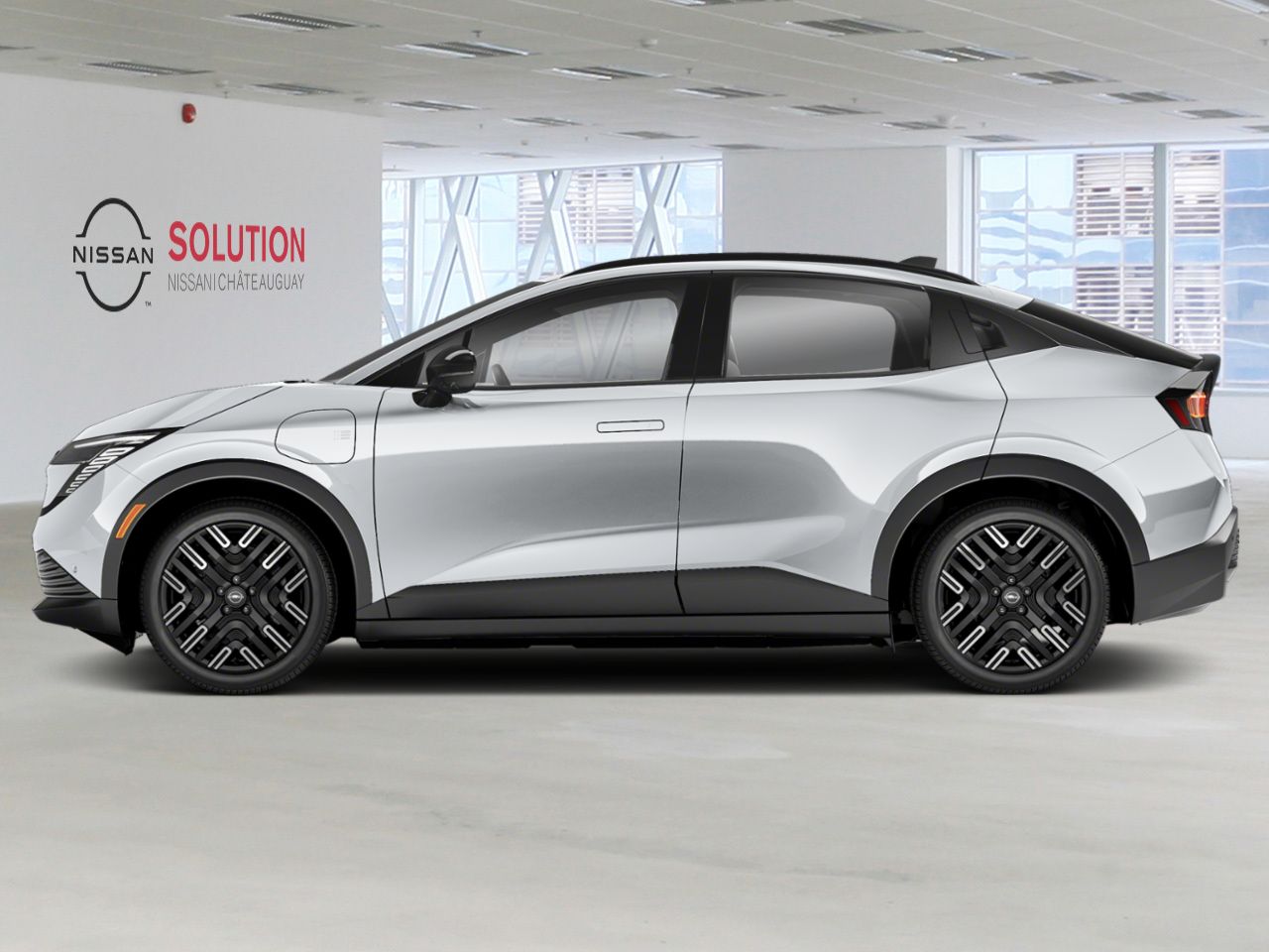 NISSAN LEAF LEAF PLATINUM+ 2026 Blanc Everest nacr&eacute; triple couche Ch&acirc;teauguay - photo #1