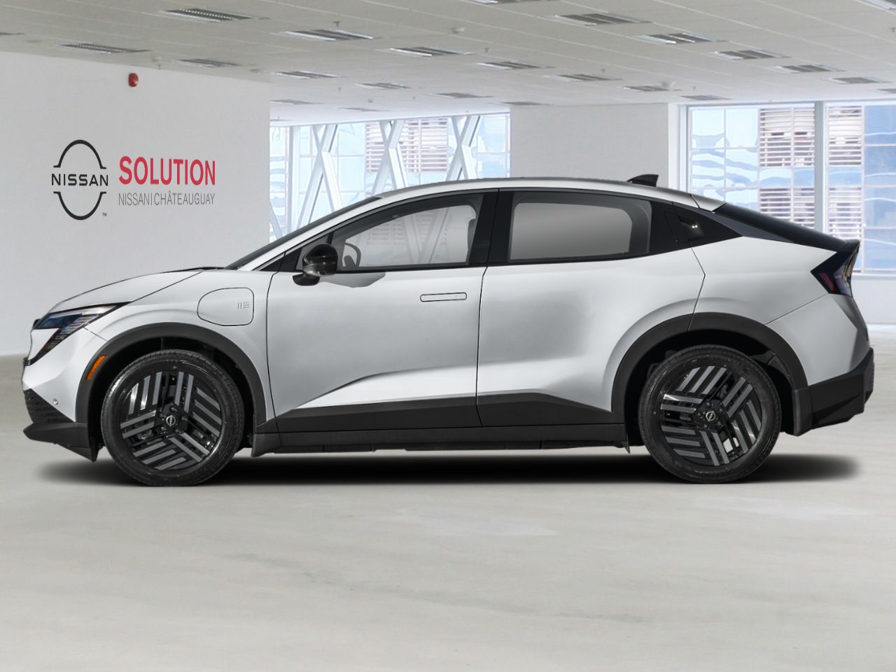 2026 NISSAN LEAF LEAF SV+ Everest White Pearl Tricoat Ch&acirc;teauguay - photo #1