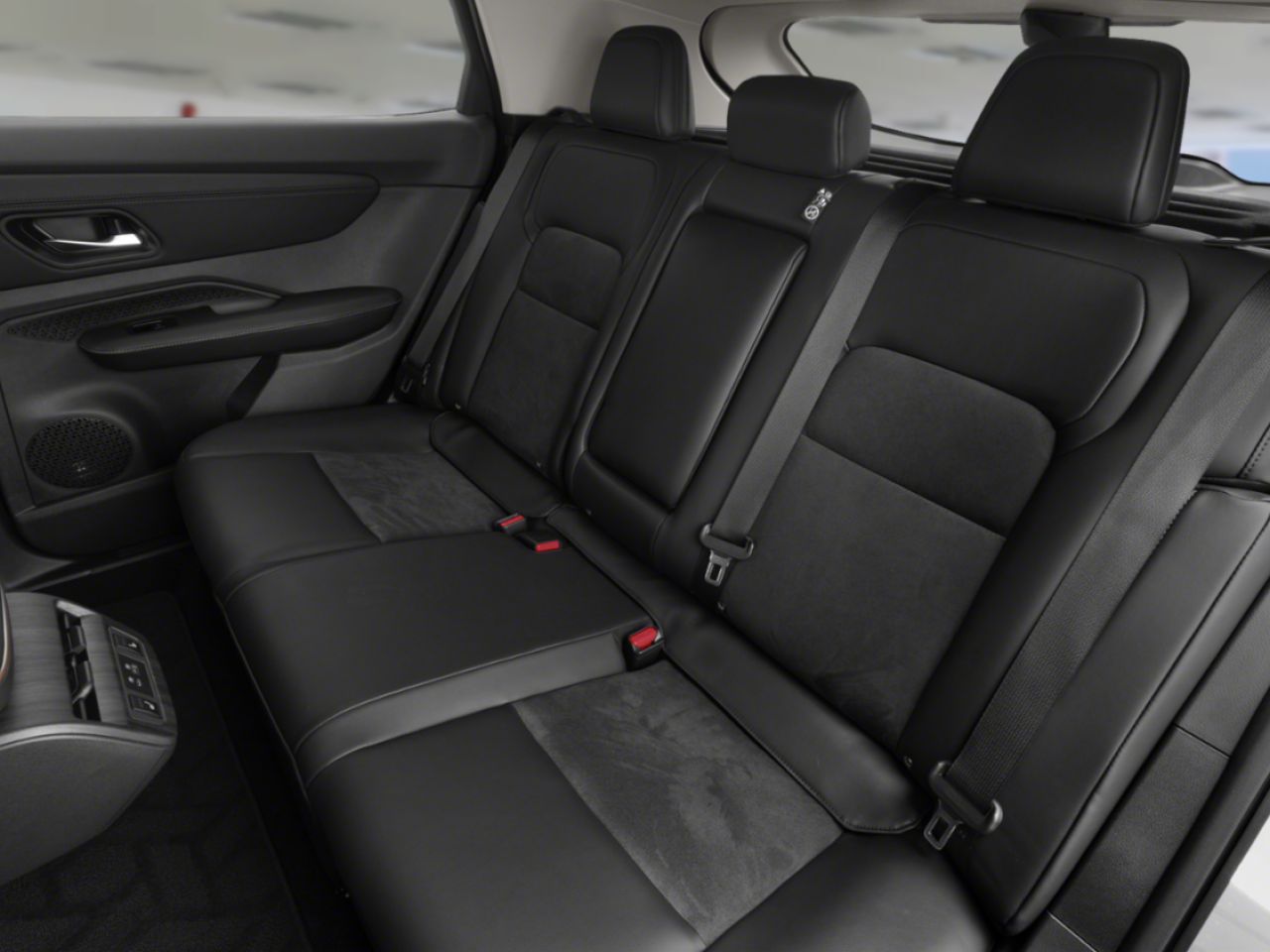 2026 NISSAN ARIYA ARIYA PLATINE+ E-4ORCE Everest White Pearl Tricoat/Black Diamond Pearl Ch&acirc;teauguay - photo #8