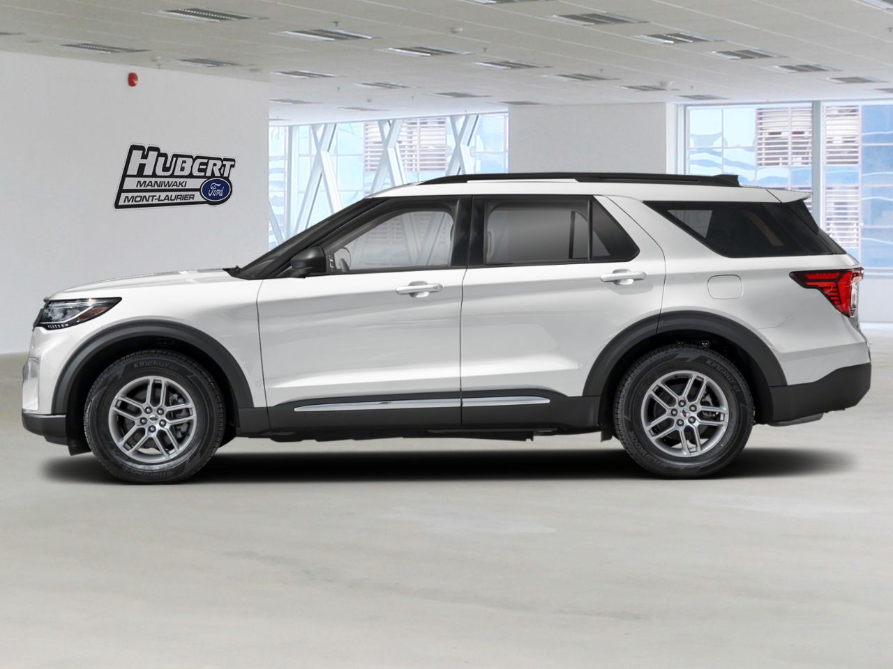 2026 Ford Explorer Space White Metallic Mont-Laurier - photo #2