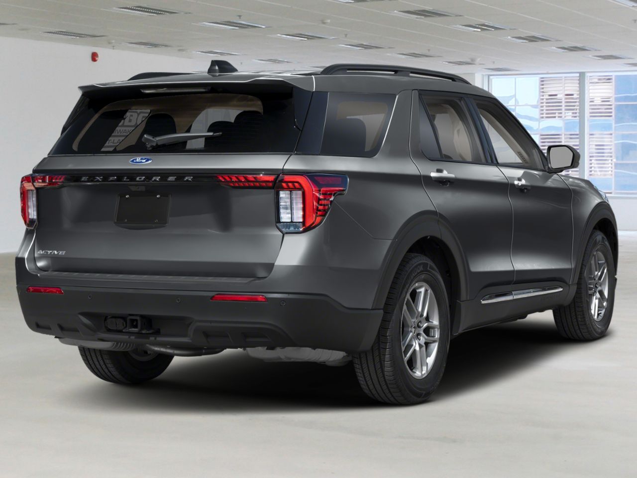 2026 Ford Explorer Carbonized Grey Metallic Mont-Laurier - photo #1