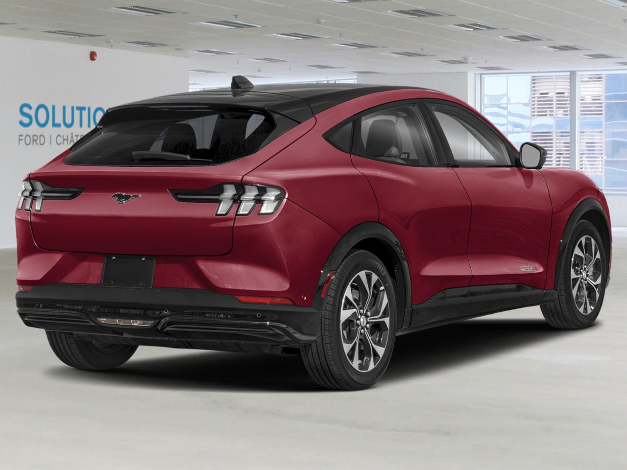 2025 Ford Mustang Mach-E Molten Magenta Metallic Tinted Clearcoat Ch&acirc;teauguay - photo #1