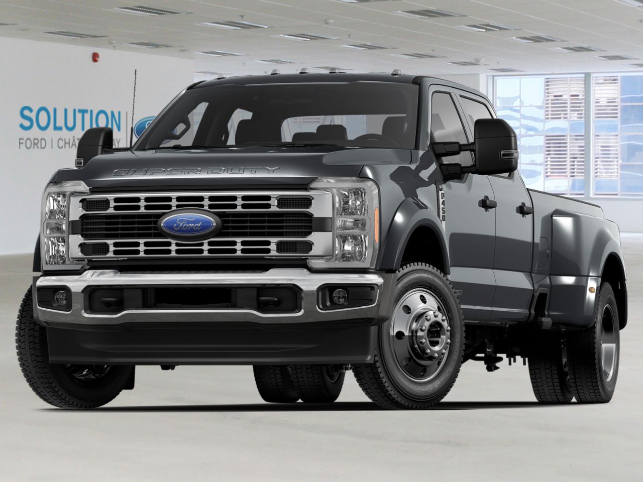 Ford Super Duty F-450 DRW XLT CABINE 6 PLACES 4RM CAISSE DE 8 PI 2026 Gris carbonis&eacute; m&eacute;tallis&eacute; Ch&acirc;teauguay - photo #0