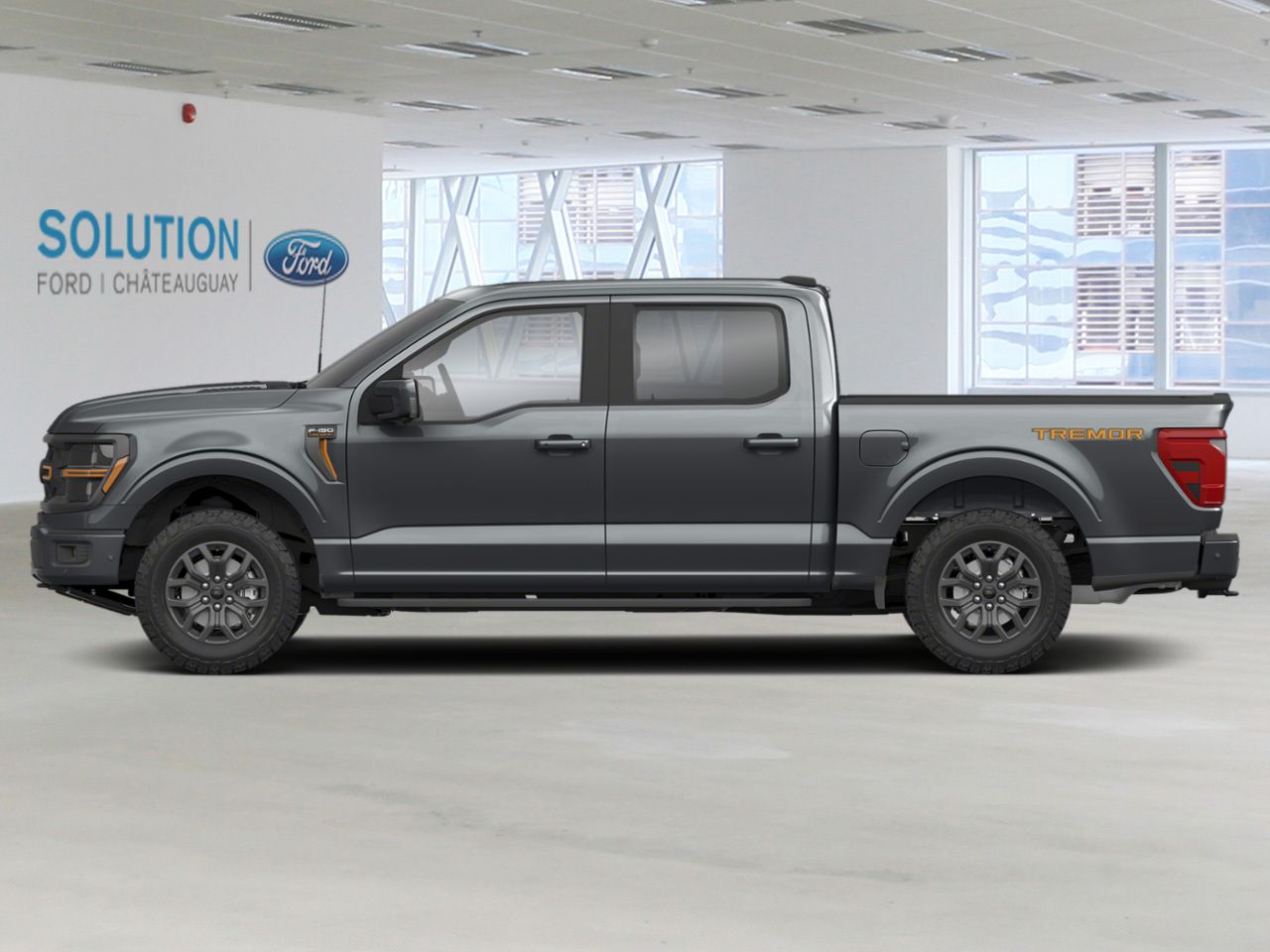 Ford F-150 TREMOR CABINE SUPERCREW 4RM CAISSE DE 5,5 PI 2026 Gris carbonis&eacute; m&eacute;tallis&eacute; Ch&acirc;teauguay - photo #1