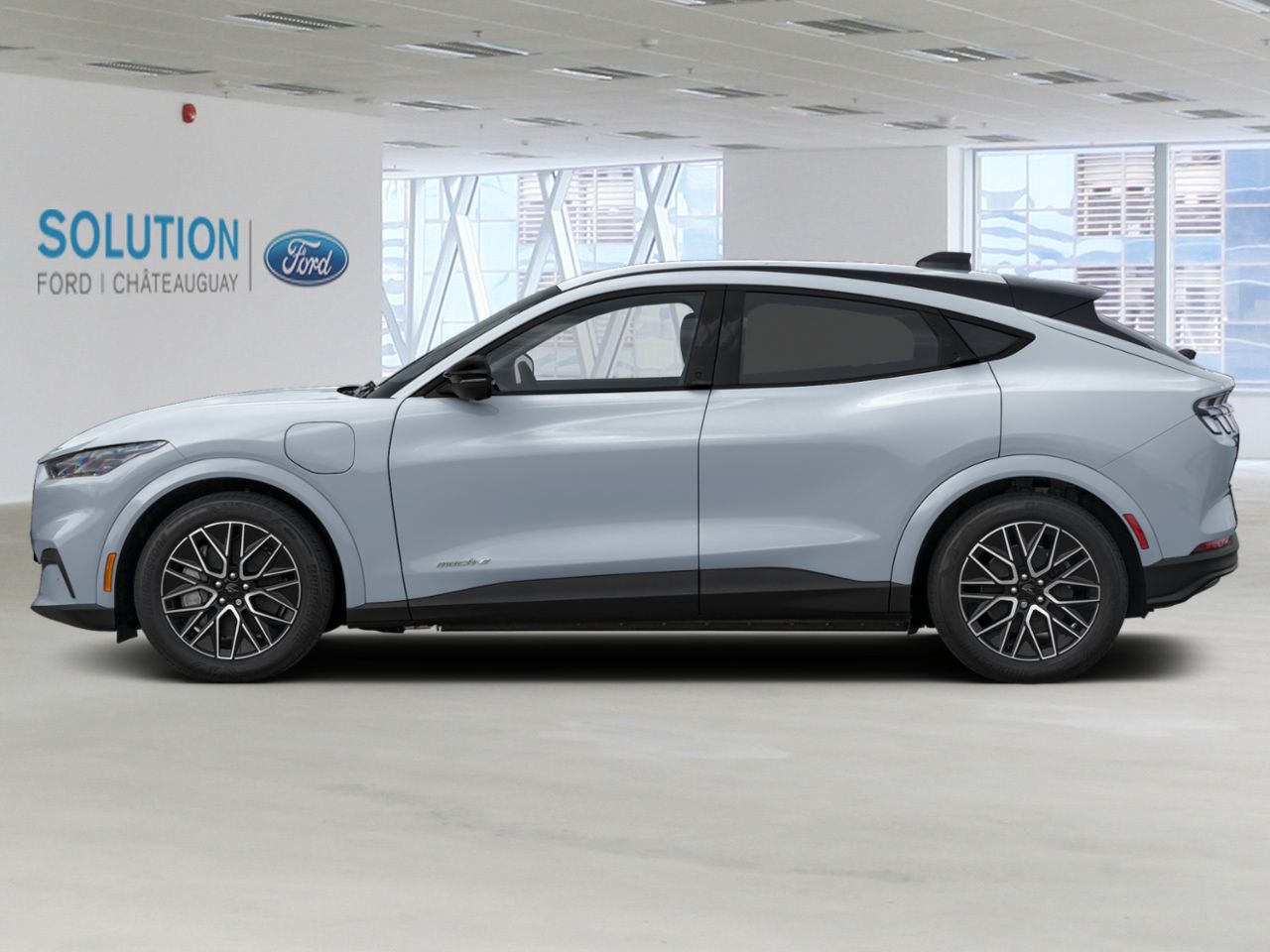 2026 Ford Mustang Mach-E Glacier Grey Metallic Tri-Coat Ch&acirc;teauguay - photo #2