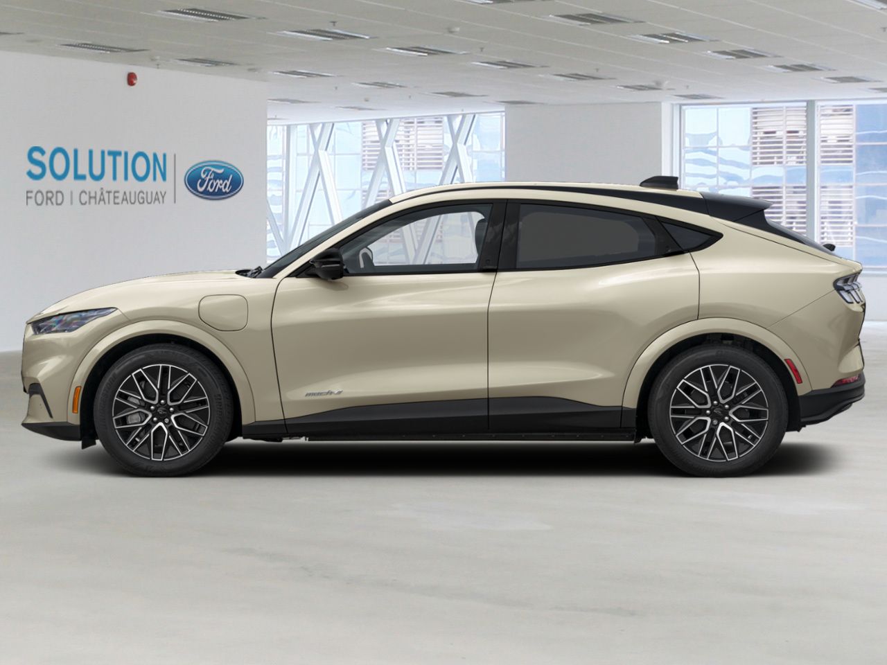 2026 Ford Mustang Mach-E Desert Sand Ch&acirc;teauguay - photo #2