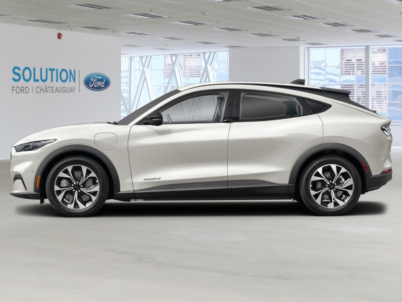 Ford Mustang Mach-E S LECT TI 2026 Blanc astral m&eacute;tallis&eacute; trois couches Ch&acirc;teauguay - photo #1
