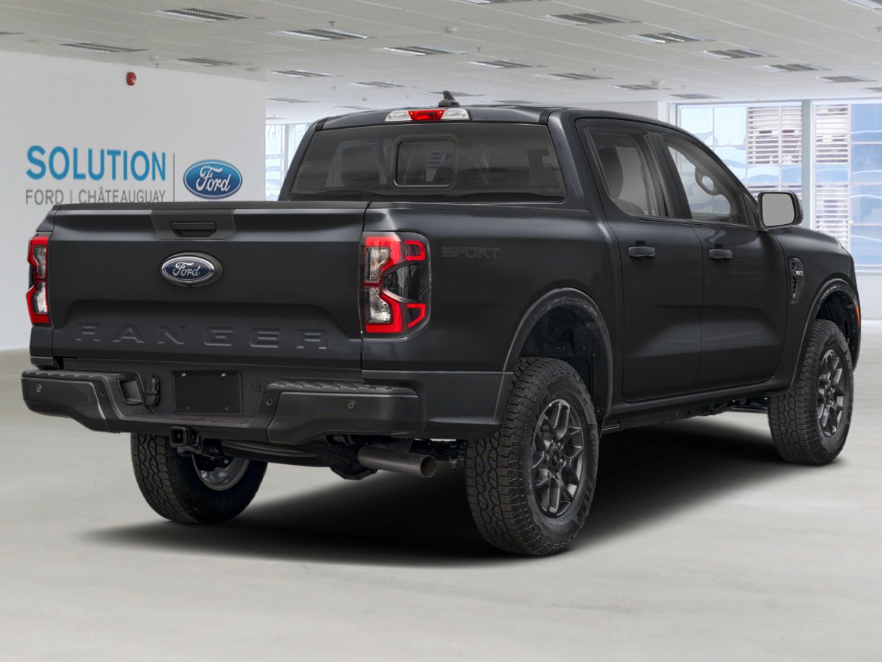 Ford Ranger XLT CABINE SUPERCREW 4RM CAISSE DE 5 PI 2026 Noir ombre Ch&acirc;teauguay - photo #2