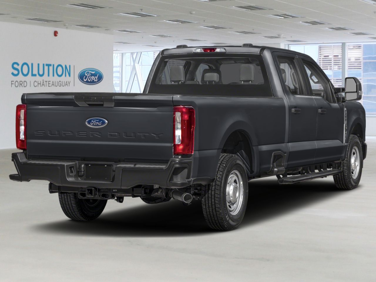 2026 Ford Super Duty F-250 SRW Agate Black Metallic Ch&acirc;teauguay - photo #2